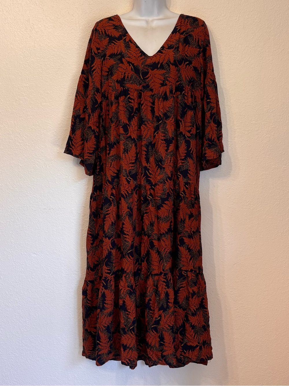 NATURAL LIFE Charlotte Fall Leaves Print Midi Dress Medium
